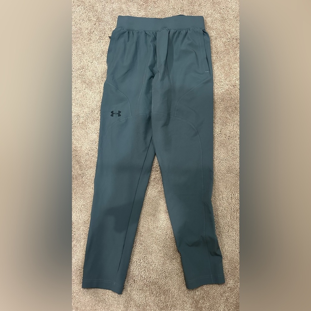Under Armour Men's Gray Lightweight Joggers
